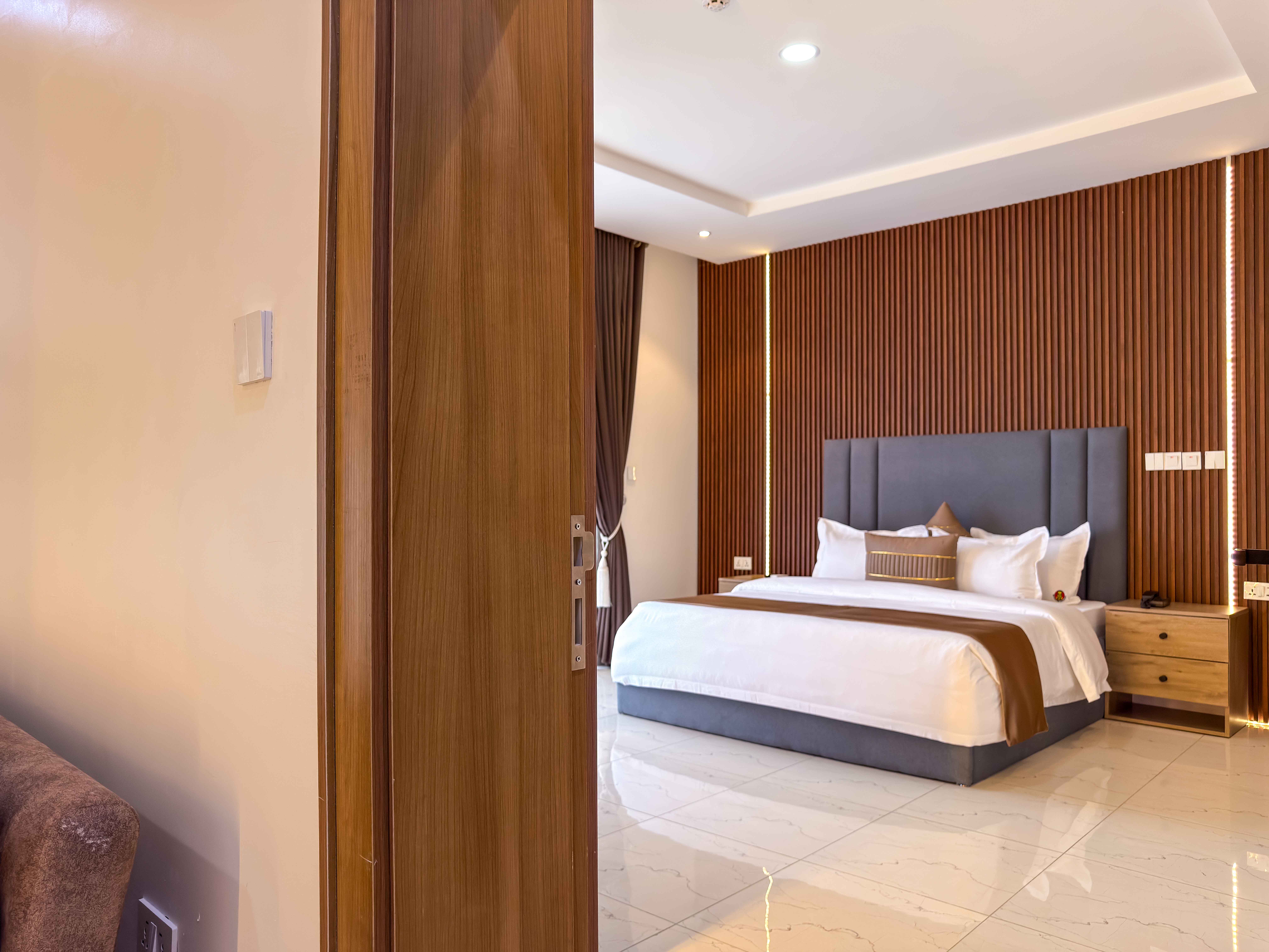 Executive Suite image